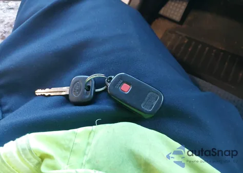 2005 Toyota Corolla S from USA, damaged, VIN 1NXBR32E45Z531125